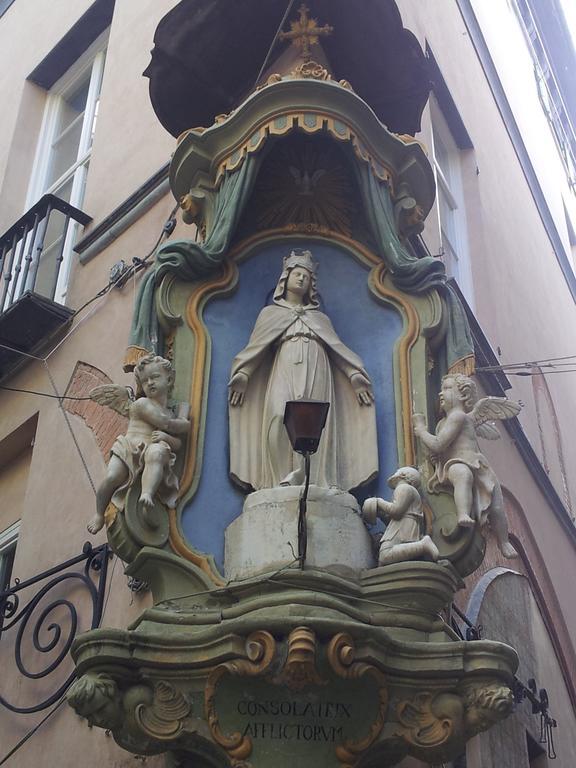 Appartamento Piazzetta La Maddalena Savona Oda fotoğraf