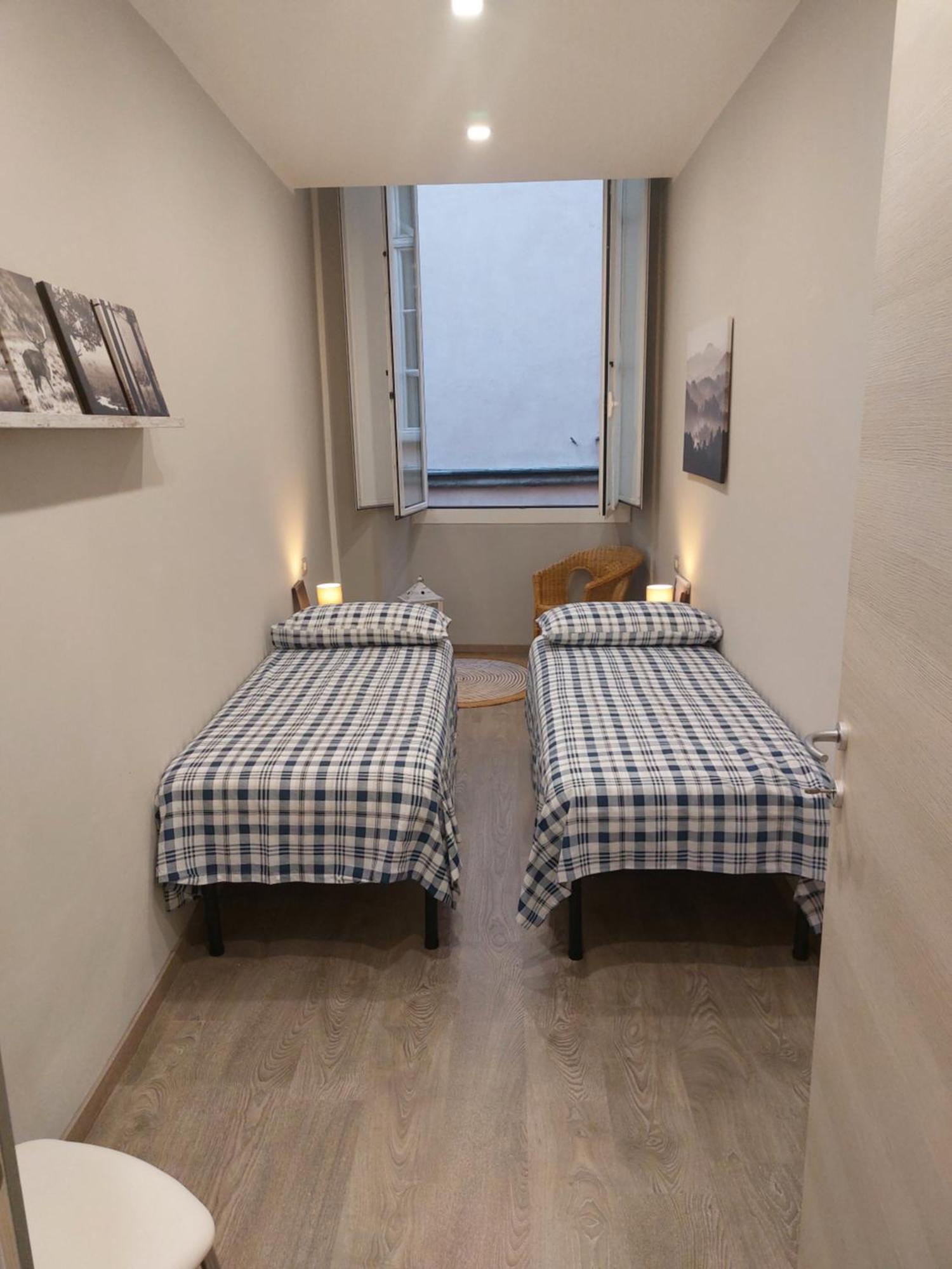 Appartamento Piazzetta La Maddalena Savona Dış mekan fotoğraf